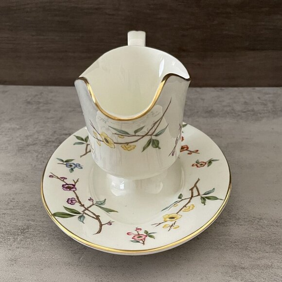 Vintage Royal Worcester Blossom Time Gravy Boat with Attached Under Plate MINT - Picture 4 of 10
